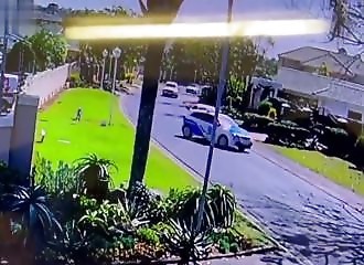  A lone police officer is shot by an organized gang 