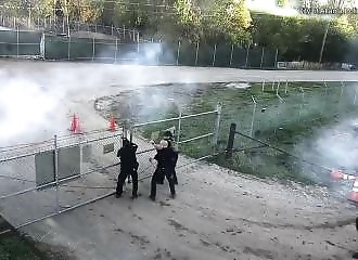 Des antifas attaquent des policiers sur un site en construction (Wow!)