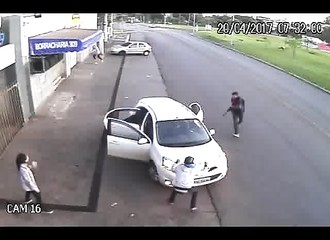 Échanges de tirs en pleine rue entre deux bandes rivales au Brésil