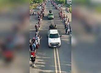 The people of Chiapas hold a parade in honor of the Sinaloa cartel, which saved them from the clutches of the rival Jalisco New Generation cartel