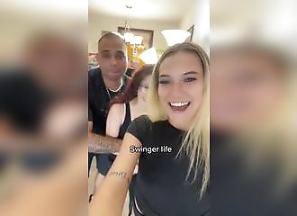 WTF: Il sort avec la soeur et la mère de sa petite copine ?