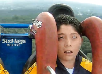 Un gamin est victime de plusieurs évanouissements lors d’un tour en slingshot