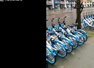 Coronavirus en Chine, une ressortissante américaine filme les rues désertes de la ville de Wuhan