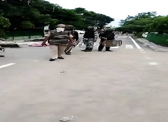 La police indienne disperse violemment les fidèles d’un gourou emprisonné pour viol
