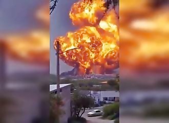 Massive explosion at a diesel plant in Mexico