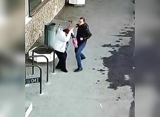 Shock: Psychopathic man freely assaults woman in Russia