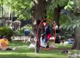   Crazy woman creates panic in Manhattan  