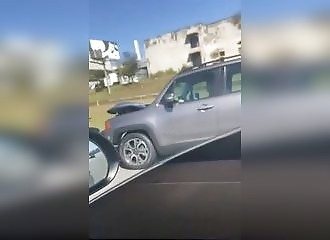 Les moustiques qui s'éclatent sur le pare-brise, quelle plaie !