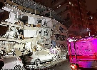  Buildings collapse like castles of cards in Turkey (Earthquake)