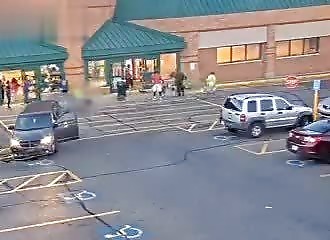 Jealous woman drives over her boyfriend and kills an innocent man