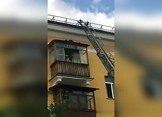 When saving a drunk from a roof doesn't go as planned
