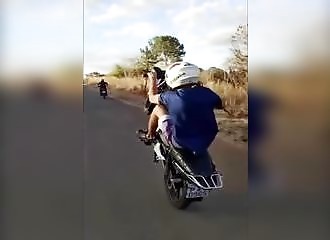 3 motards sont victimes d’un stupide accident