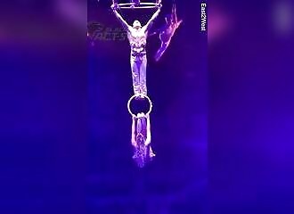 A woman acrobat falls from a height of 4 meters during a Russian circus act