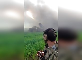 Un ukrainien fier de son feu d'artifice