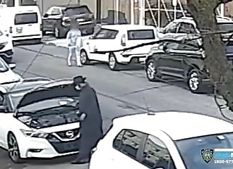 A hitman disguised as an Orthodox Jew executes a man in broad daylight