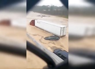 deadly floods and a state of emergency in Tennessee