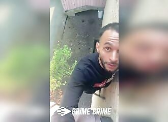 Il revient chez son ex armé d'un couteau 