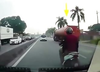 Un scooteriste évite la mort de peu !