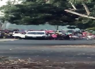 Pillage d’une camionnette venue livrée de la nourriture aux nécessiteux (Colombie)