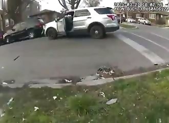A thug recently released from prison shoots at police officers and receives 100 bullets in return