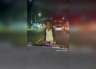 Nasty Hood-Rat Attacks A Car, Rips Off Its Windshield Wiper, Smashes Glass All Over Mother And Her Child - Videos - VidMax.com