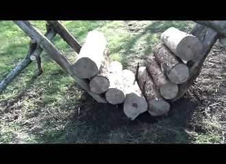 Voici comment faire un feu de bois qui s’alimente tout seul