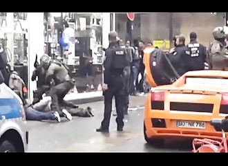 Lors du tournage d’un clip, des rappeurs déguisés en islamistes se font arrêter par un commando de la police (Dortmund)