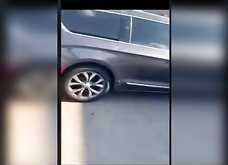 Lors d’une altercation, une femme braque son arme sur une mère et sa fille (Michigan)