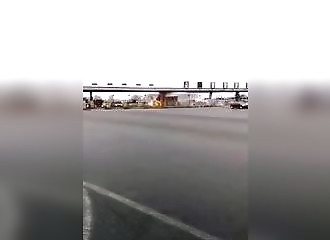 En voulant échapper aux gendarmes, un camion s’écrase sur un péage (Oise)