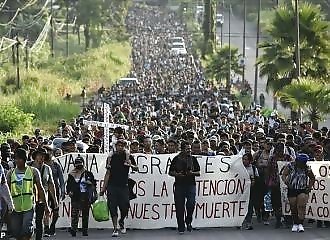 Impressionnant : 5000 migrants sud-américains marchent vers les Etats-unis