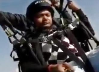 Inde : un vol en parapente en tandem se solde par un mort et un blessé grave