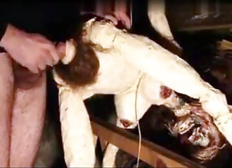 Film porno ou film d'horreur ?