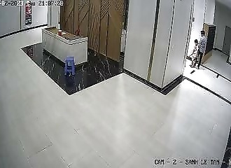  He takes down a guy who dared to touch his dog 
