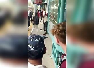 Man stabbed by youth at Staten Island train station