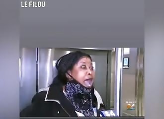 Le port du masque l'a rendu complètement folle !