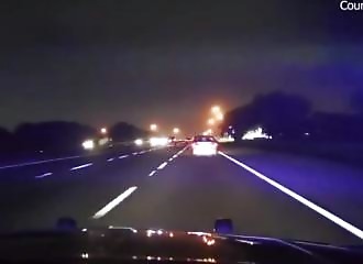 Elle tente d’échapper la police à 178 km/h et tue accidentellement son passager