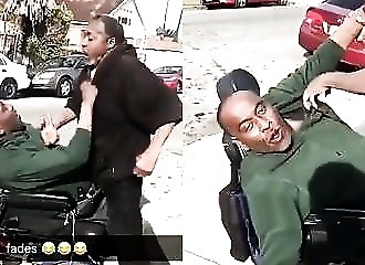 Cet homme ose frapper un handicapé !