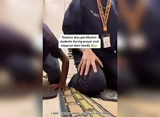 Teacher fired after interrupting a Muslim prayer in her office